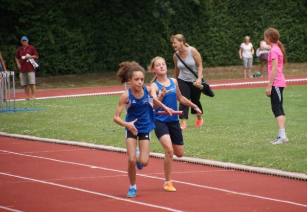 Staffel 4 x 50 m WU12